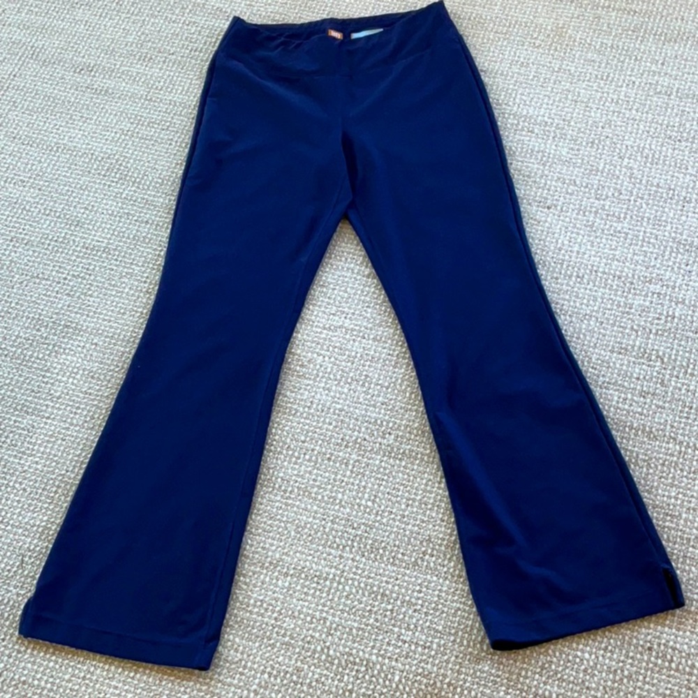Lucy Pants Navy size Small Vital Collection